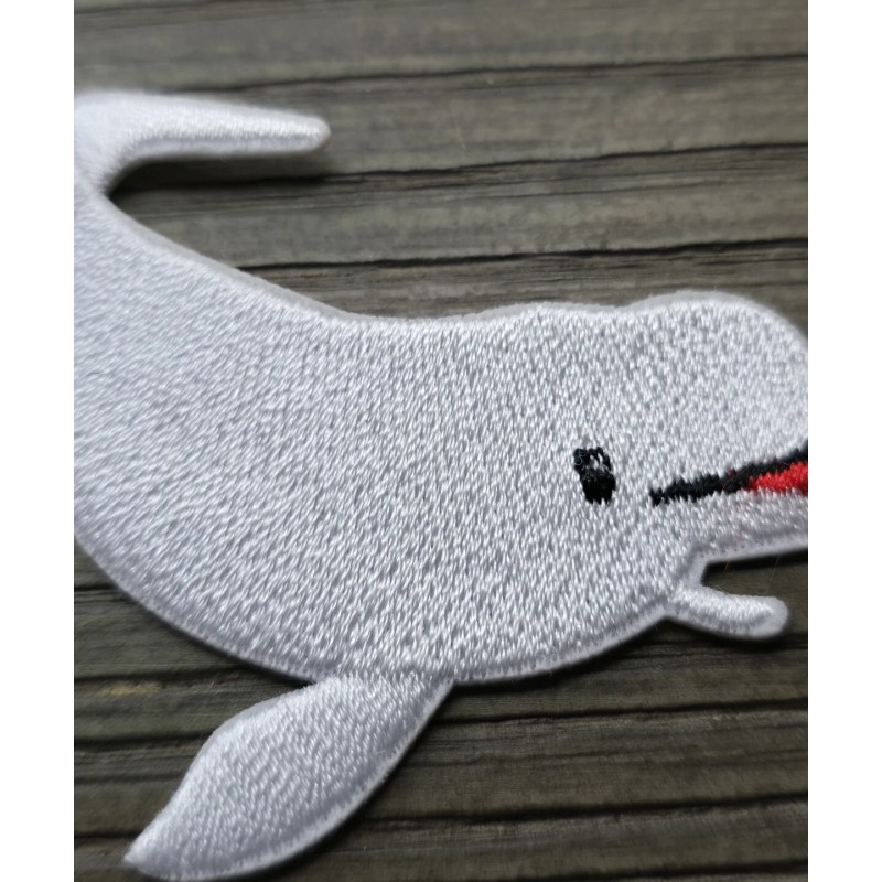 GRAY BELUGA WHALE MARINE SEA ANIMAL OCEAN ADVENTURE IRON ON