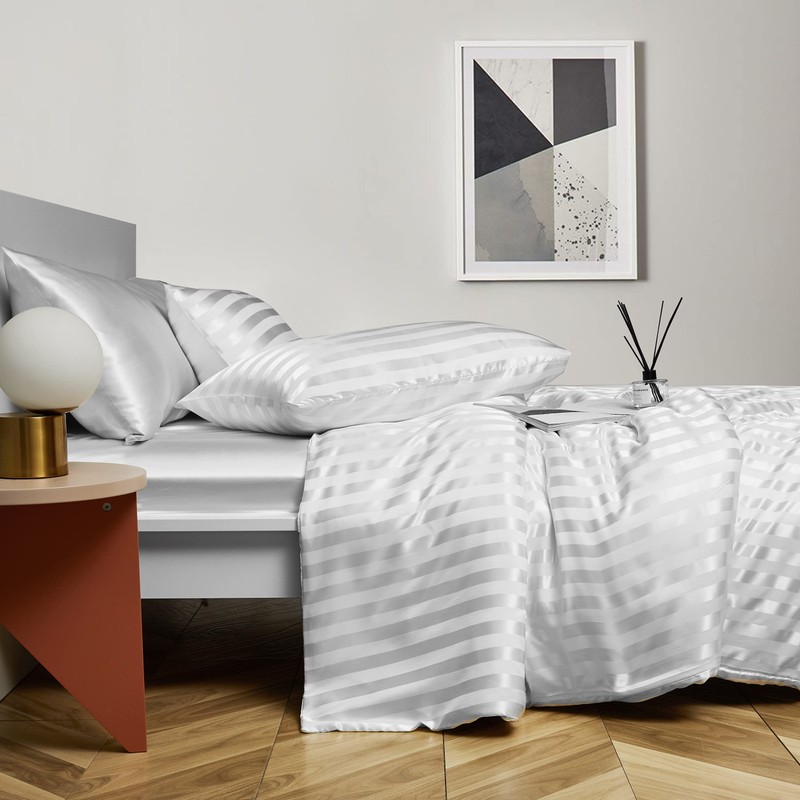 Damier Bed Linen 135 x 200 cm White Satin Shiny