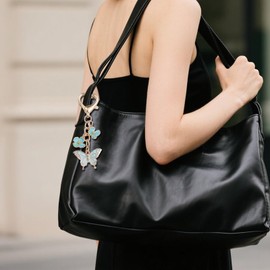 Butterfly Keychain for Women Bag Charms Purse Charms for Handbags Flower Pendant Cute Heart Car Keyrings Accessories