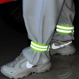 Motroce 6 PCS Reflective Band for Night Running Walking, Reflective Bands for Arm/Leg, Night Safety Wrist Band for Cycling Walking Running Concert Camping Outdoor Sports(Black and Green)