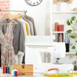 Relaxdays Bamboo Sewing Box, 4 Compartments & Drawer, with Lid, Antique Look Handle, Sewing Box Without Contents, Natural, H x W x D: approx. 11 x 20 x 12 cm