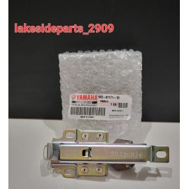 Yamaha OEM YAMAHA VIKING VIKING 6 YXM YXC 2014-2015 BODY LATCH DOOR HANDLE 1XD-K7171-10