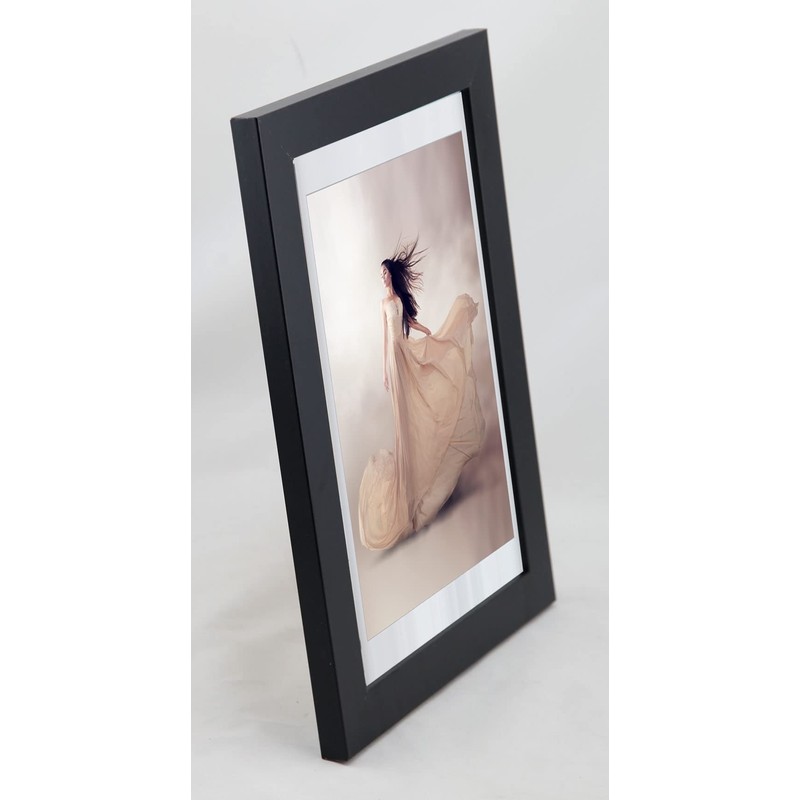 IDEAL TREND Elegant Picture Presentation with ALVA Wooden Picture Frame