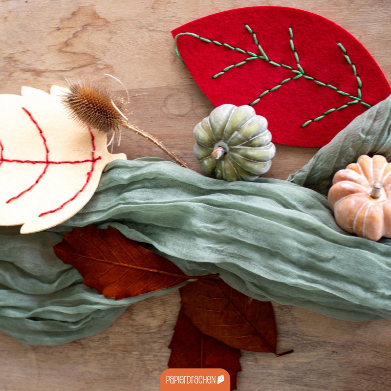 Papierdrachen Felt Leaves Craft Set for Threading - Autumn Decoration