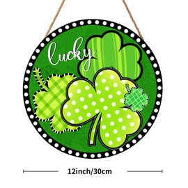 Happy St Patricks Day Sign Front Door Decor Green Shamrock Lucky Clover Farmhouse Wood Door Hanger Rustic St Patricks Day Wreath Pediment Plaque Outdoor Indoor Wall Hanging Decorations 12x12in