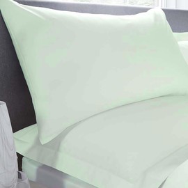 Serene - Mint Green Pillow Cases 2 Pack (50 x 75cm) - Easy Care & Quick Drying - Soft Poly Cotton - Green Bedding - Washable Bedding & Linen in Green - Light Green Pillowcases 2 Pack/Twin Pack