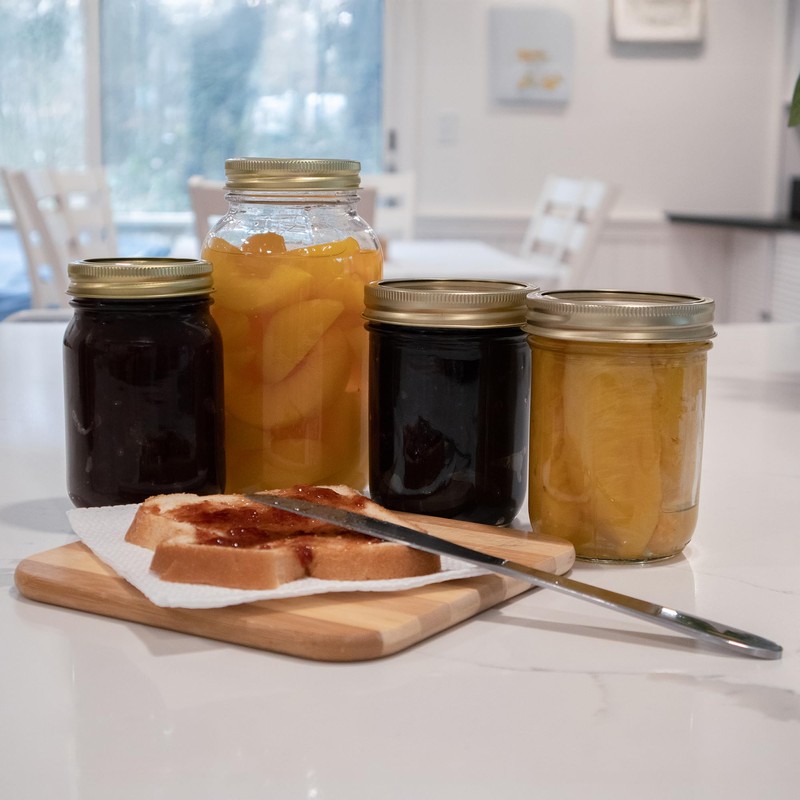 Tecnocap Regular Mouth Canning Jar Lids, Red Plastisol, Gold -