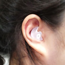 Swimming pool earplugs for water play / 물놀이 수영장 귀마개 수영귀마개