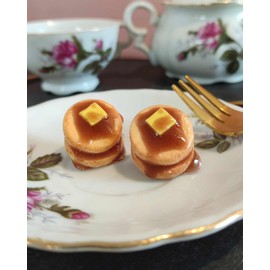 Pancakes Pin, Realistic Miniature Clay Pancakes, Handmade Food Accessories, Food pins. Breakfast Pin, Clay and Resin Pin.