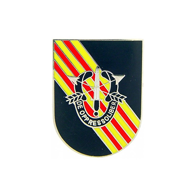 EE, Inc. US Army Special Forces Shield Pin Military Collectibles