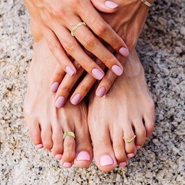 3Pcs Gold Toe Rings for Women Adjustable size Small Toe Ring Dainty Stainless Steel Toe ring Summer Beach Barefoot Jewelry (Glod, One size)