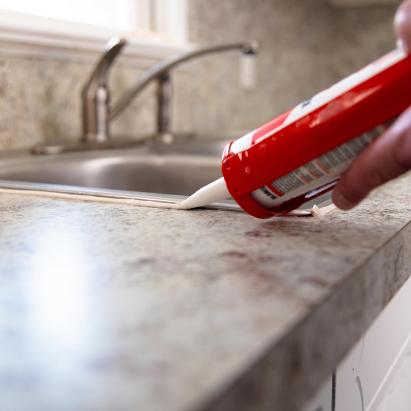 Red Devil 0445 Silicone Acrylic Caulk & Sealant, 100% Waterproof,
