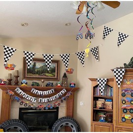 4 Pack Checkered Pennant Banner, BetterJonny 48 Flags Reusable Pennant Banner Triangle Racing Flag Banner for Party Christmas Birthday Bedroom Decoration