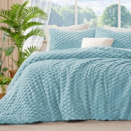 BEDELITE Fluffy Queen Comforter Set - Dusty Blue Fleece Soft Comforter for Queen Size Bed, Luxury Warm Bedding Set for Winter, Fuzzy Bed Set 3 Pieces (1 Comforter, 2 Pillowcases)