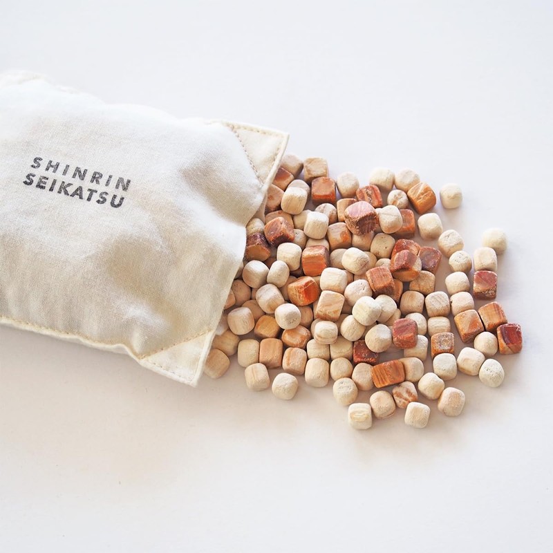 Forest Lifestyle Hinoki Chip Eye Pillow in Box with Hinoki