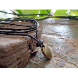 Wavy bronze plate chain necklace: black collar, vegan, unisex