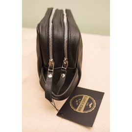 Haircut & Shave Co. Leather Toiletry Bag Dopp Kit with Hanging Handle - Smooth Leather, Durable Zipper, Spacious - for Beauty Kits, Cosmetics, Shaving Gear, Traveling, Storage & more (Black)