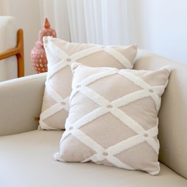 HAMUR Decorative Throw Pillow Covers 22x22 Set of 2, Soft Durable Soft Plush Faux Fur Wool Pillow Covers for Couch Bed Sofa Living Room (Bella, Beige)