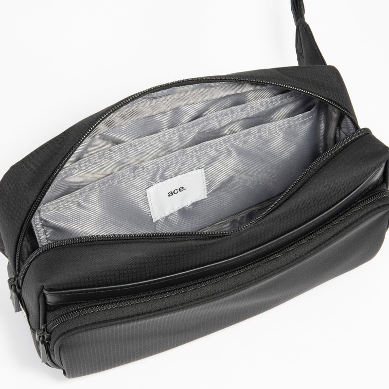 Ace Jean NO.54564 Flexlite Fit Waist Bag, Lightweight, 3-Way, 3L,
