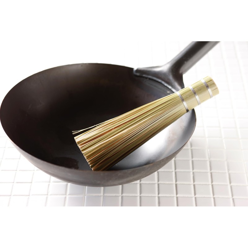 KAGOYA Sasara Bamboo Brush for Frying Pans and Woks (9.1inch)