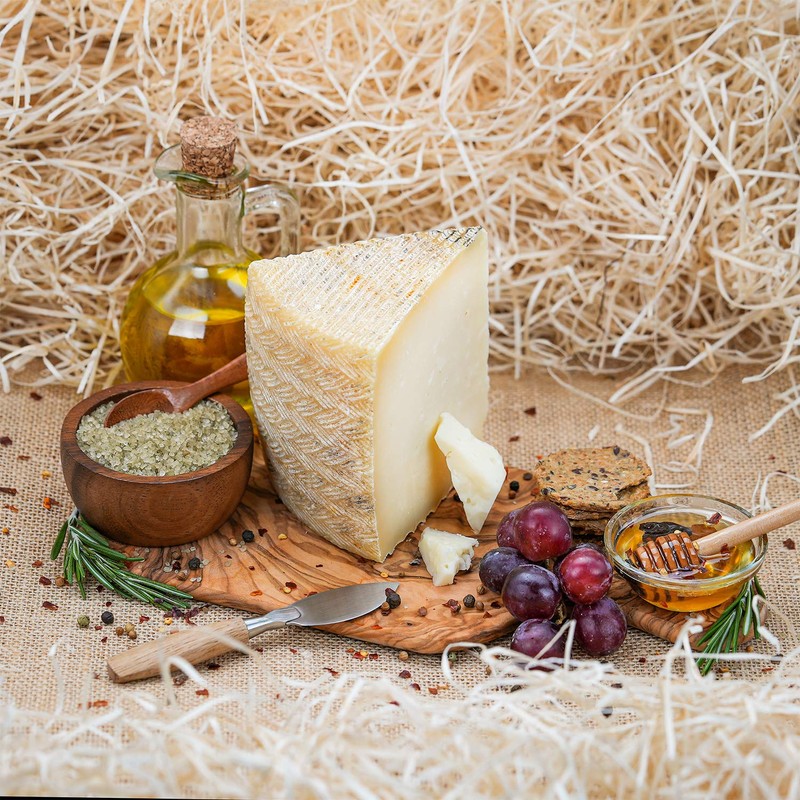 Spanish Sheep Milk Cheese Zamorano - 1 LB / 454