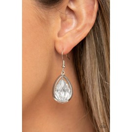 Paparazzi ~ Drop-Dead Duchess SILVER Earrings  ~ NEW RELEASE 2022~ *WOW*