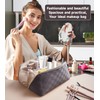 RWSEFK The new parallel makeup bag is very convenient for