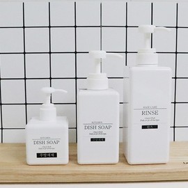 Stylish Refillable Shampoo & Conditioner Dispenser Bottle for Bathroom Decor Label: Korean Accent (Clear) 4ea