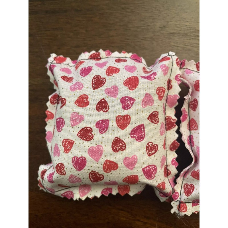 Unbranded Ravioli Shaped Catnip Cat Toy Valentine’s Day Themed ￼