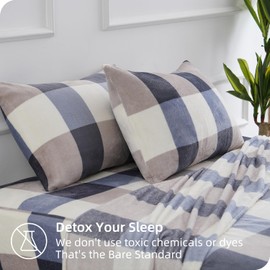 Ultra Soft Micro Fleece Queen Size Bed Sheets Set 4 Piece - Extra Soft Velvet Fleece Bed Sheet Sets | Cozy Warm, Wrinkle Resistant, Non Pilling Fuzzy Velvet Bed Sheets- Plaid - Blue/White