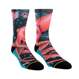 MERGE4 Umijoo Strawberry Squid Crew Socks for Men and Women Red and Black Giant Squid Moisture Wicking Compression Quality Socks (Large)