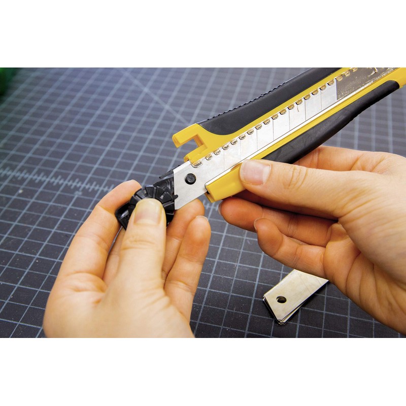 BAZIC Utility Knife Box Cutter,18 mm Wider Blade Snap-Off Razor,