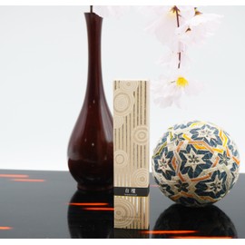 Sandalwood Incense - Use to purify air and room - Premium Incense with Selected Natural Sandalwood and Ingredients - Sandalwood with Aluminum Incense