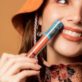 Yuya - Set 2 labiales (Qudate  La Sirena)                                                                                                             