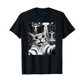 Cat UFO Invasion | Funny Cat Meme Retro Alien Cat UFO Selfie T-Shirt