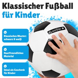 Football Size 3, Classic Black and White, for Children from 3 - 7 Years. Robust & High Quality, 290 g Lightweight, Small and Soft, Bambini Football, Play Ball for Children or as a Gift - Set with Ball