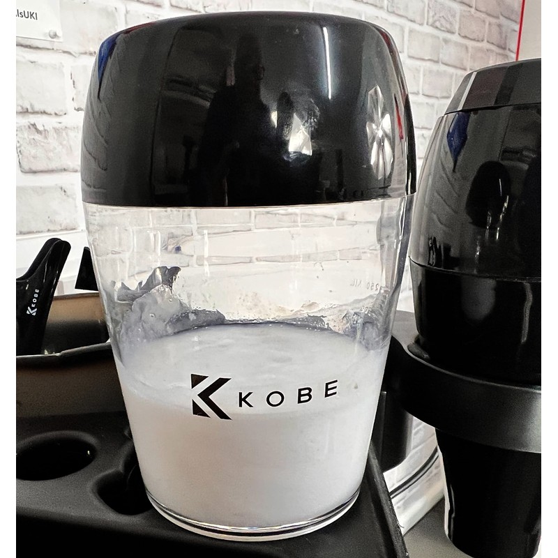 Kobe professional hair dye/hair tint measuring jug and shaker.