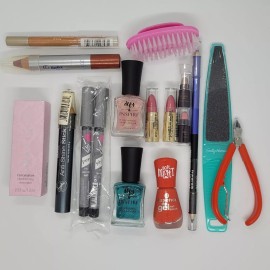 COVERGIRL Mixed Beauty Lot 15 Items Mally L'Oreal Essense CoverGirl Sally Hansen NYC NEW