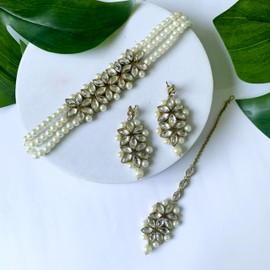 I Jewels 18k Gold Plated Indian Bollywood Pearl Kundan Ethnic Choker Necklace Jewellery Set for Women (IJ345), Gold Plated