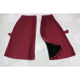 Track Curtain, Rear Curtain, Wine Front, Black Back, Pleated Type, Width 33.5 x Length 27.6 inches (85 x 70 cm) (2 Pieces), Grade 1 Blackout, Can Be Used Behind the Bed, Blocks Sunlight