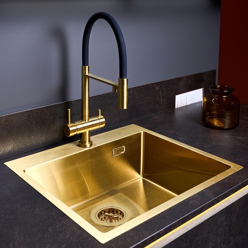 Westbrass R213-01 Wing Nut Style Large Kitchen Basket Strainer, Polished