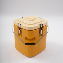 3.4 Gallon Insulated Soup Container, Commercial Food Warmer for Hot or Cold Food, 13.7 QT Hot Box for Catering, Food Cooler with 4 Buckles & Handles, Soup Carrier for Restaurant, Canteen (Yellow)