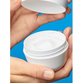 NIVEA Care 5-in-1 Nourishing Light Facial Moisturising 100 ml