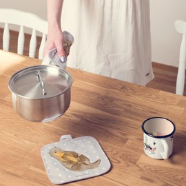 Mr. & Mrs. Panda Set of 2 Pot Holders Otter with Child Gift Pot Holder Funny Birth Pot Coaster, Sea Otter, Oven Glove, Ottler