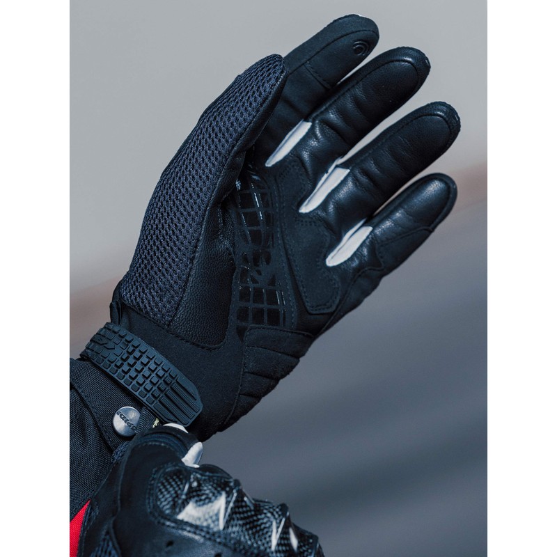 SPIDI, G-Carbon Motorcycle Gloves with Resistive Touch Screen Function and