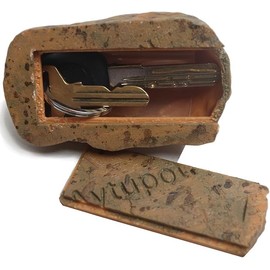 Spare Key Hider Rock - Easily Hide a Key Outside with This Real-Looking Stone Design, Perfect as Key Hiders Outside for Your Garden or Yard (Brown)