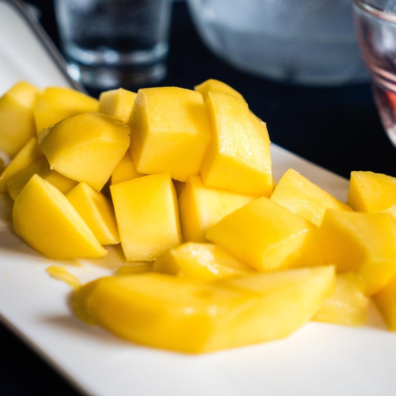 Aroy D Sliced Mango In Syrup, 15 Ounces