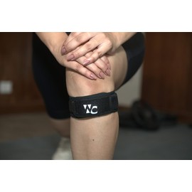 Wonder Care Adjustable Knee Brace for Knee Pain, Patella Knee Strap for Workout, Sports, Arthritis, ACL, MCL, Meniscus Tear Patellar Tendon Support Strap Men & Women Free Size (1, Black)