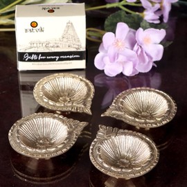 Satvik 4 Pc Brass Laxmi Diya Engraved Floral Design Pooja Diwali Home Mandir Decor Oil lamp Kutthu Vilakku Nilakku Lakshmi Pujan Deepak Deepam Tea Light Holder Dia Indian Housewarming Return Gift Item