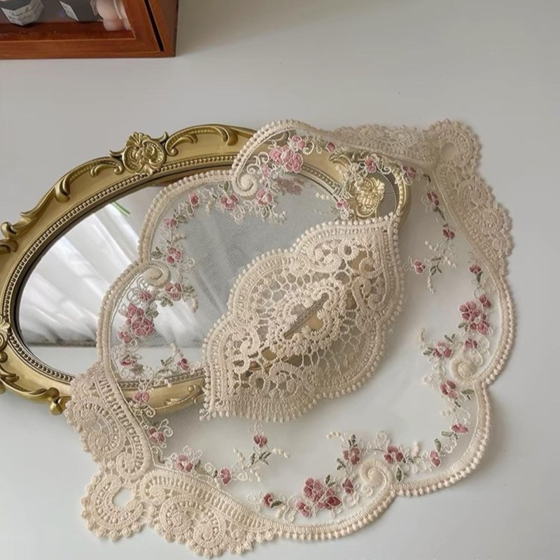 Mausouca Oval lace Doilies 2pcs soft Lace Table Placemats Franch